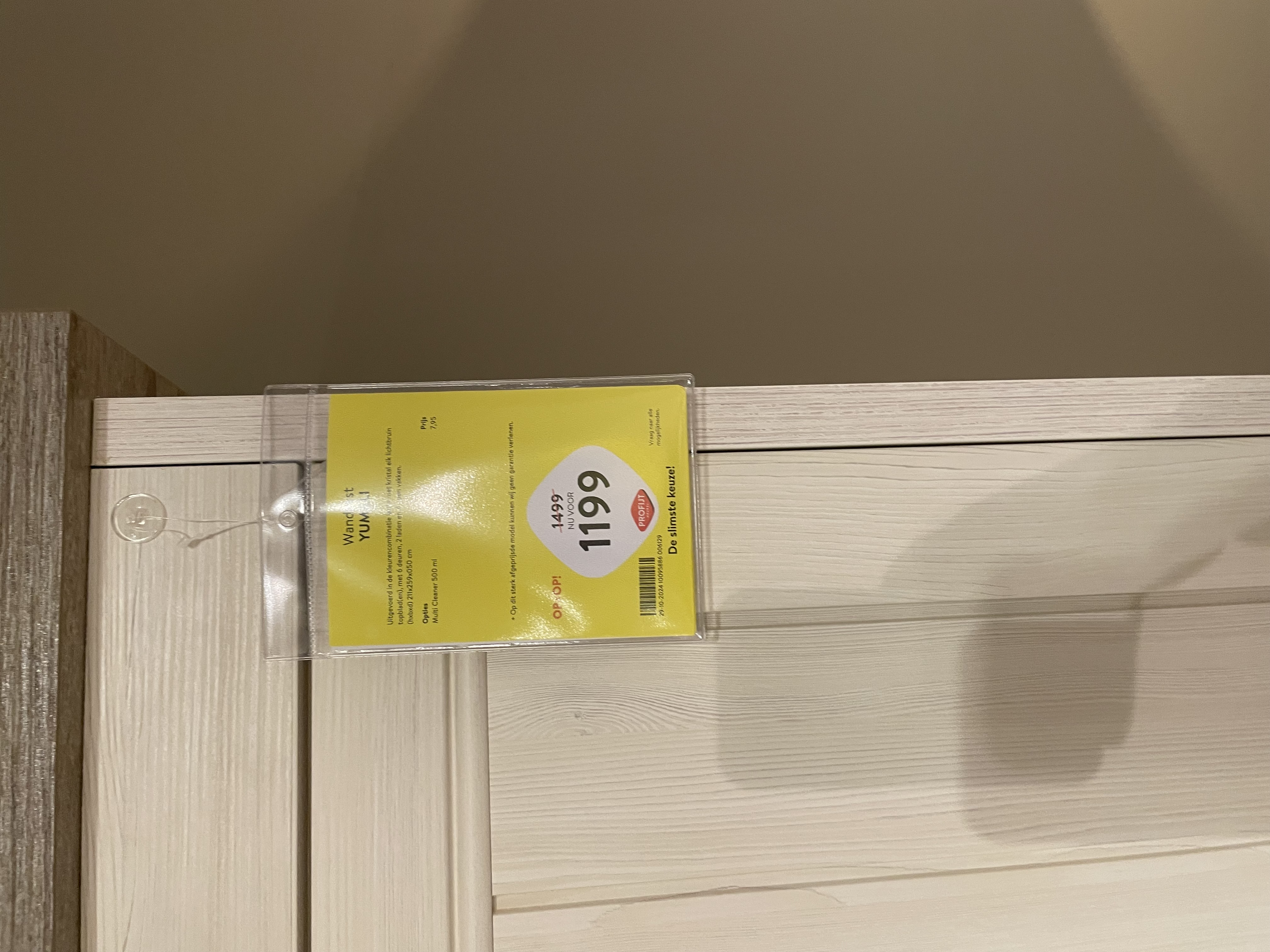 Opbergkast met landelijke, robuuste uitstraling