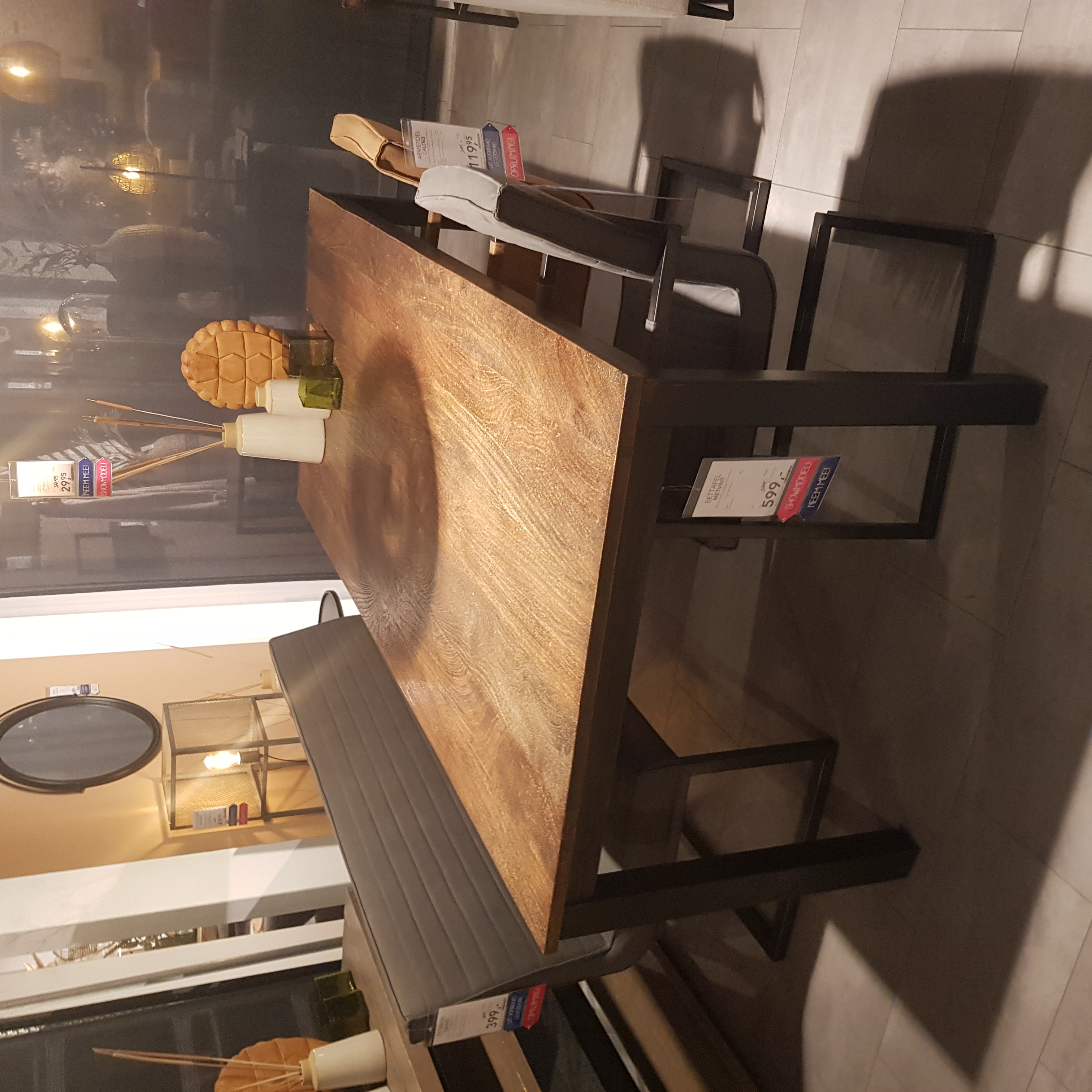 Metvint eettafel Metvint eettafel